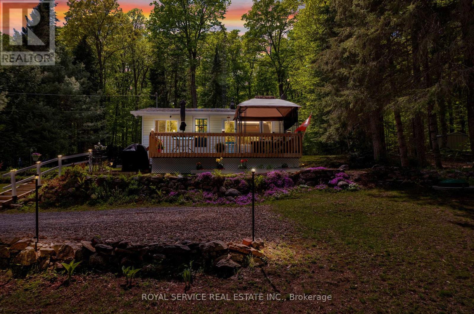 1039 GRACE RIVER ROAD - 45