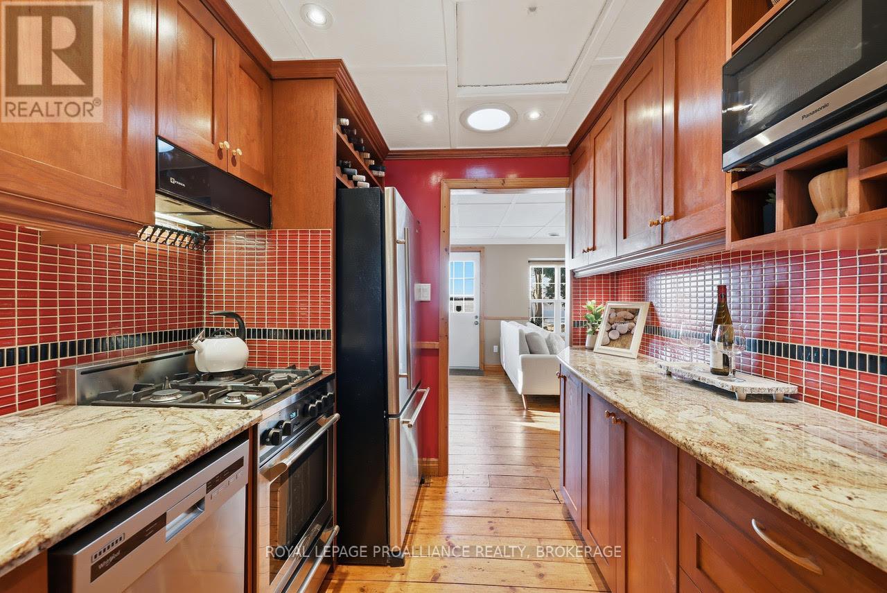 138 NICHOLSON POINT ROAD - 11