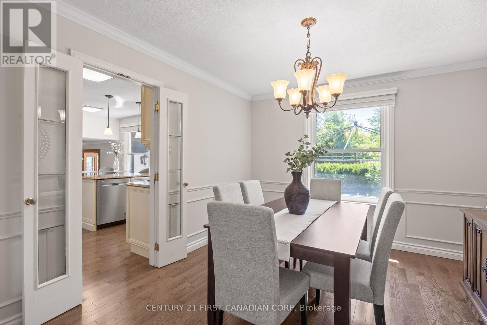 923 FARNHAM ROAD - 10