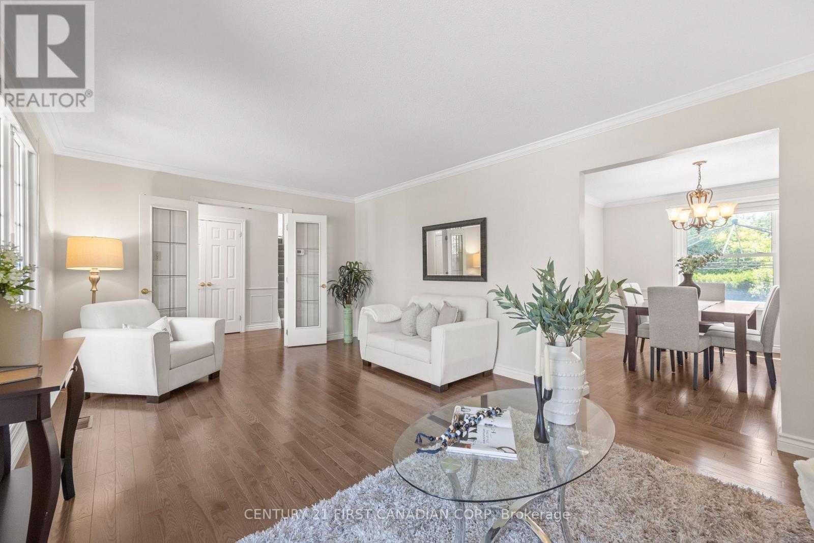 923 FARNHAM ROAD - 9