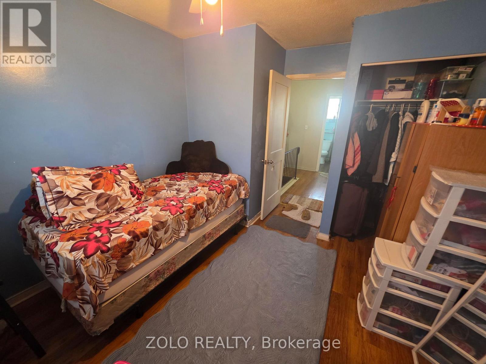 #35 90 ROSEMUND CRESCENT - 21