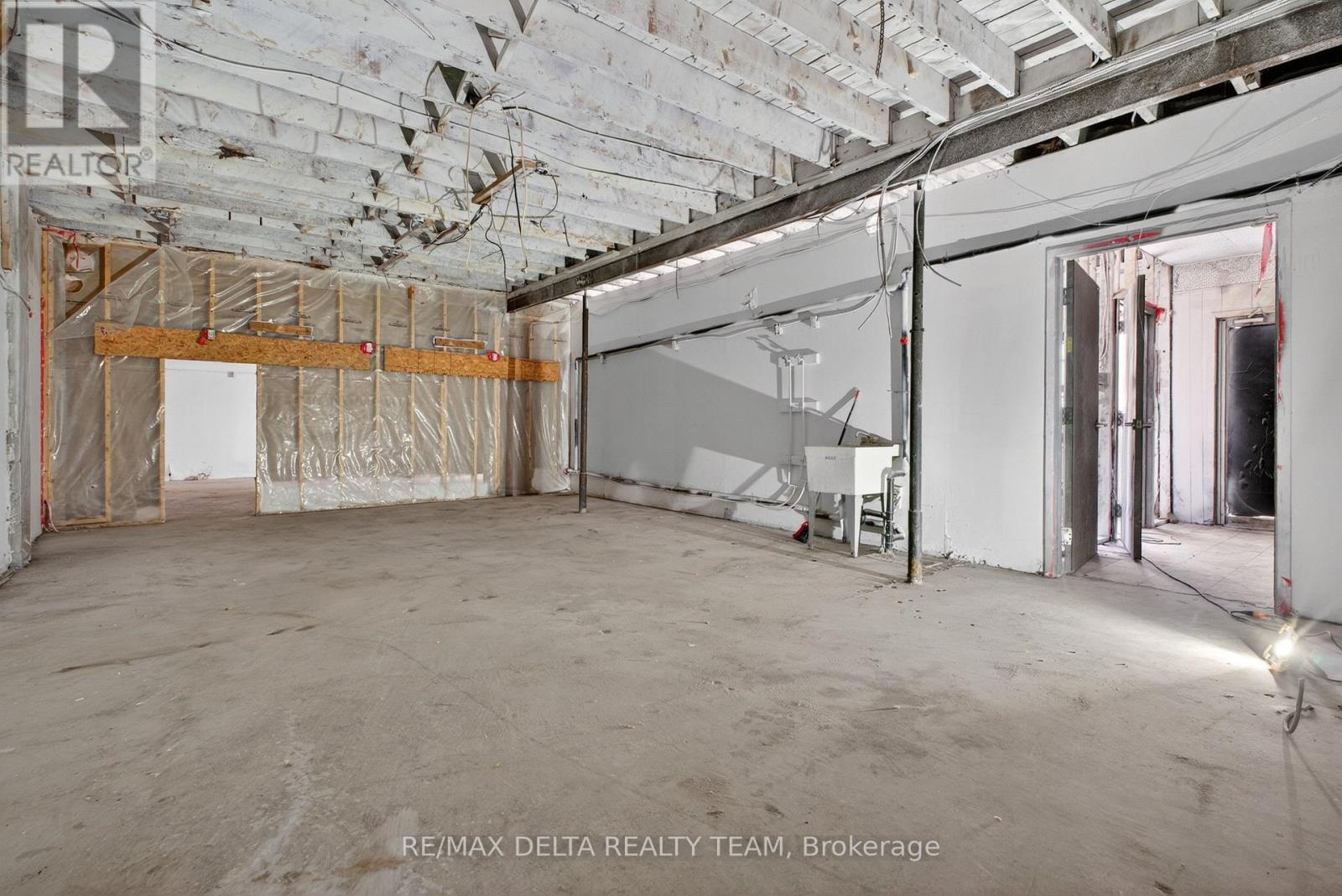 538 MUTUAL STREET - 15