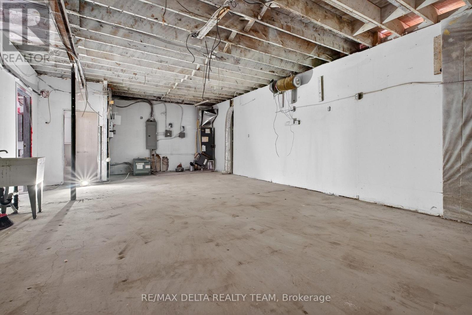538 MUTUAL STREET - 18
