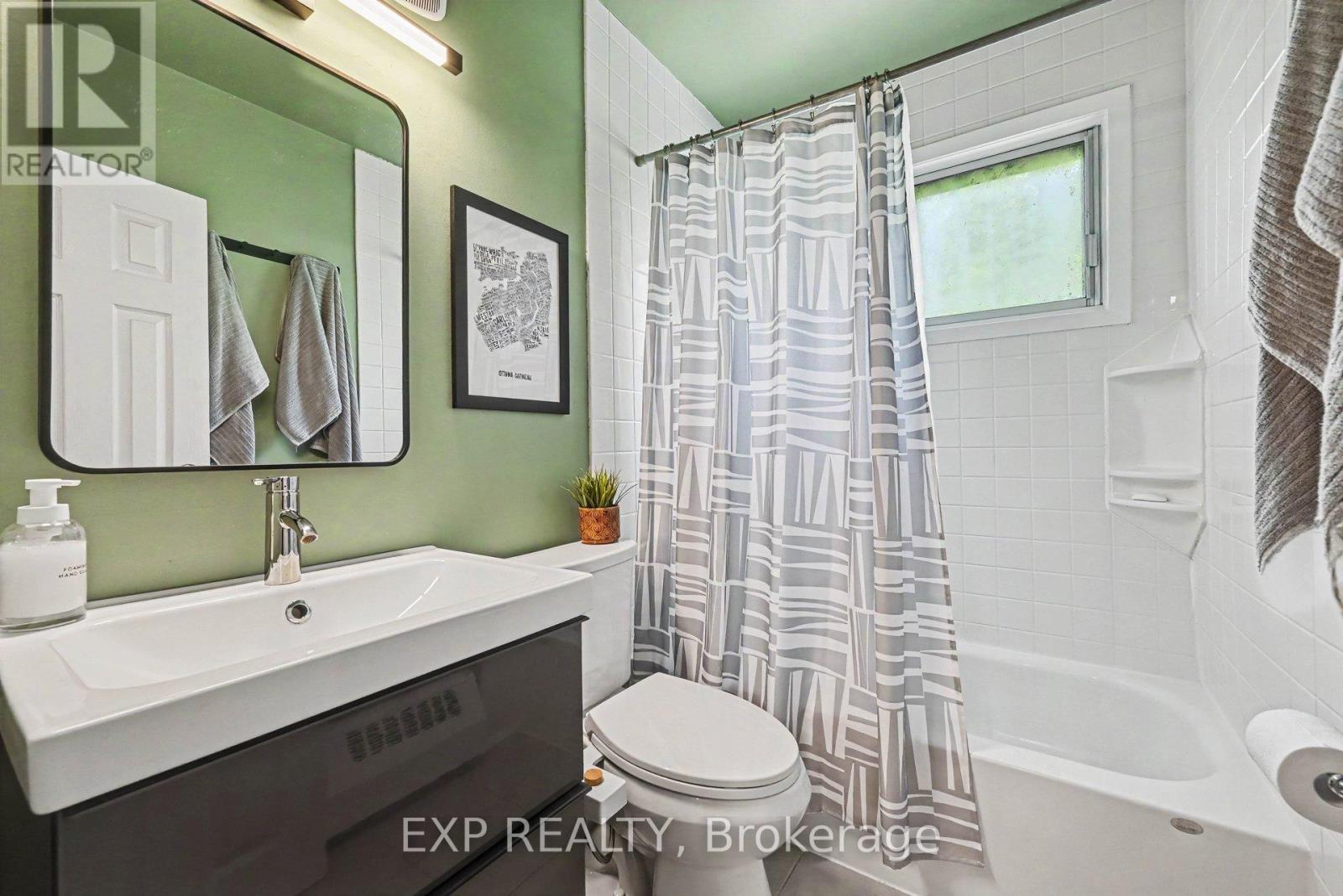 #15 272 BEECHWOOD AVENUE - 18