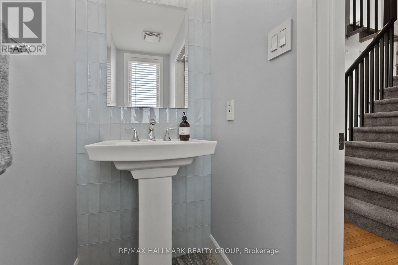 65 ALAMEDA WAY - 16