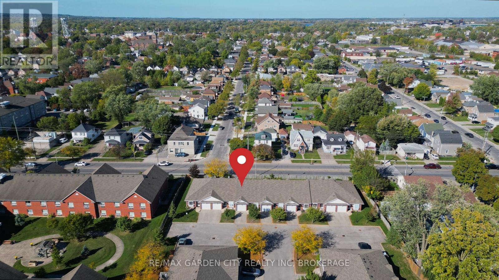 #11 162 FIRST STREET - 33