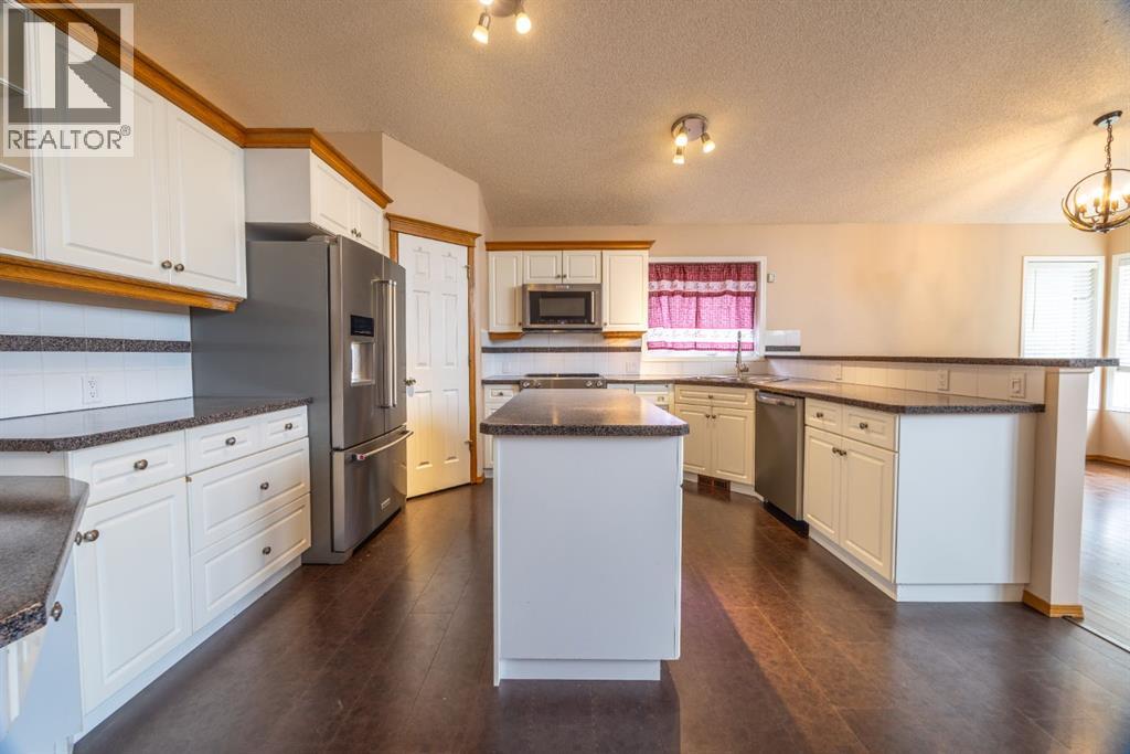 35 Maple Walk — photo 14