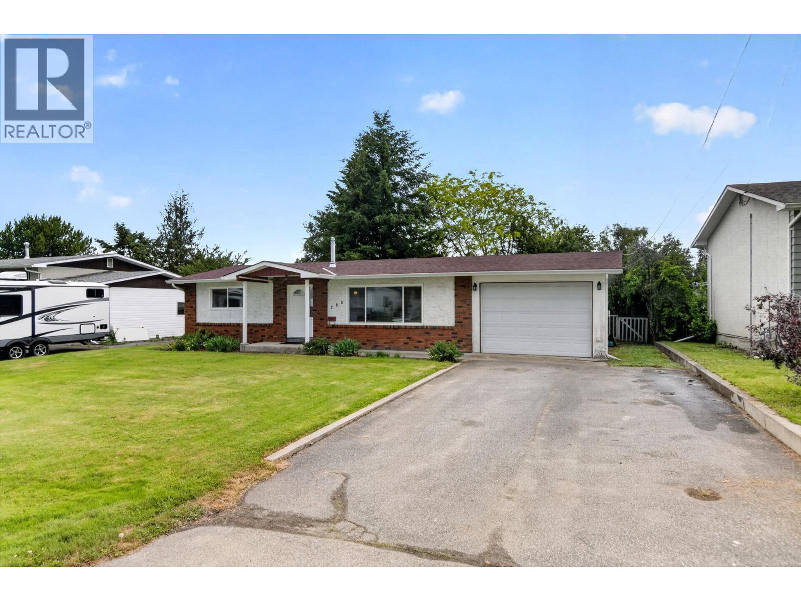  300 Patterson Road, Kelowna