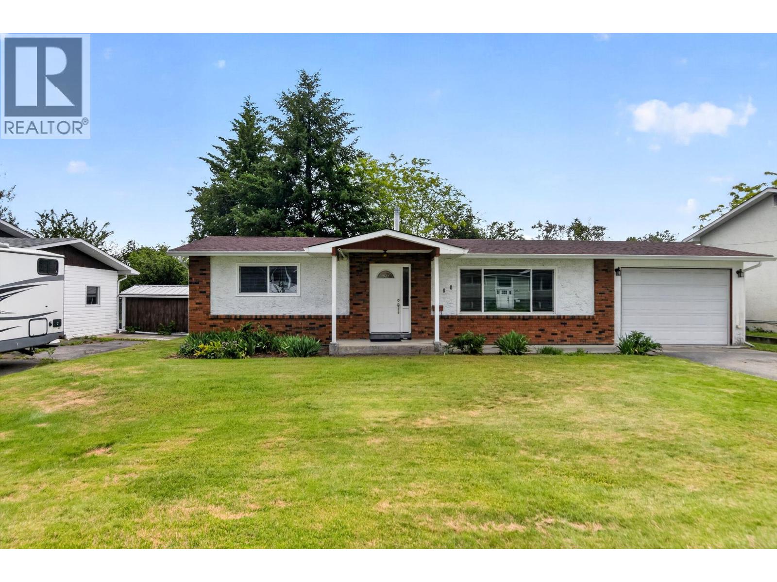  300 Patterson Road, Kelowna