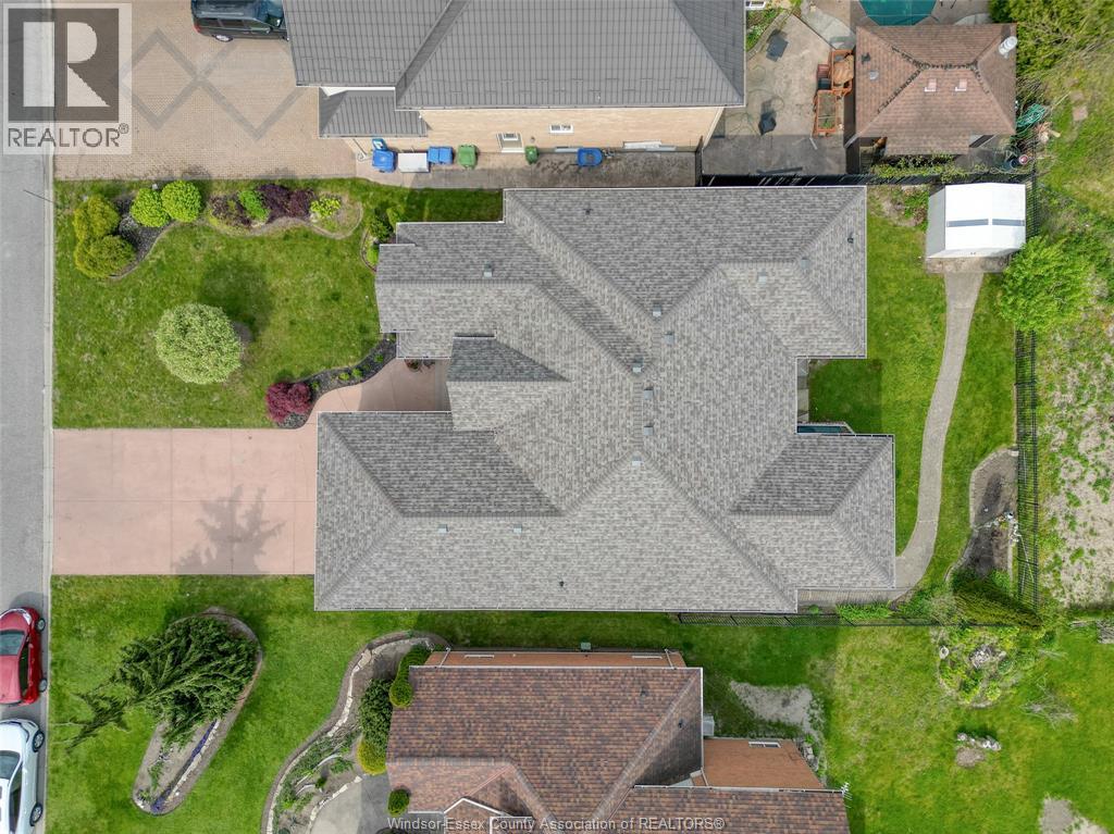 2703 LOMBARDY CRESCENT - 8