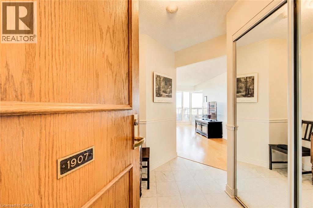 #1907 6 WILLOW Street - 9