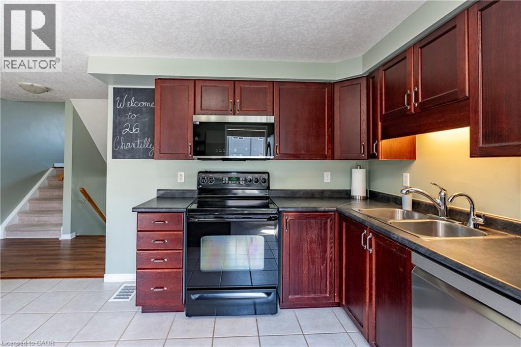 26 CHANTILLY Street - 10