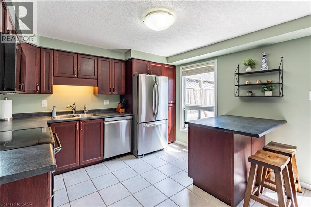 26 CHANTILLY Street - 9