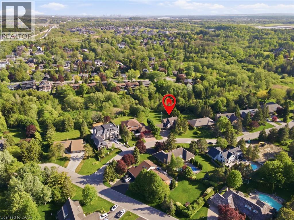 18 CURTIS Crescent - 47