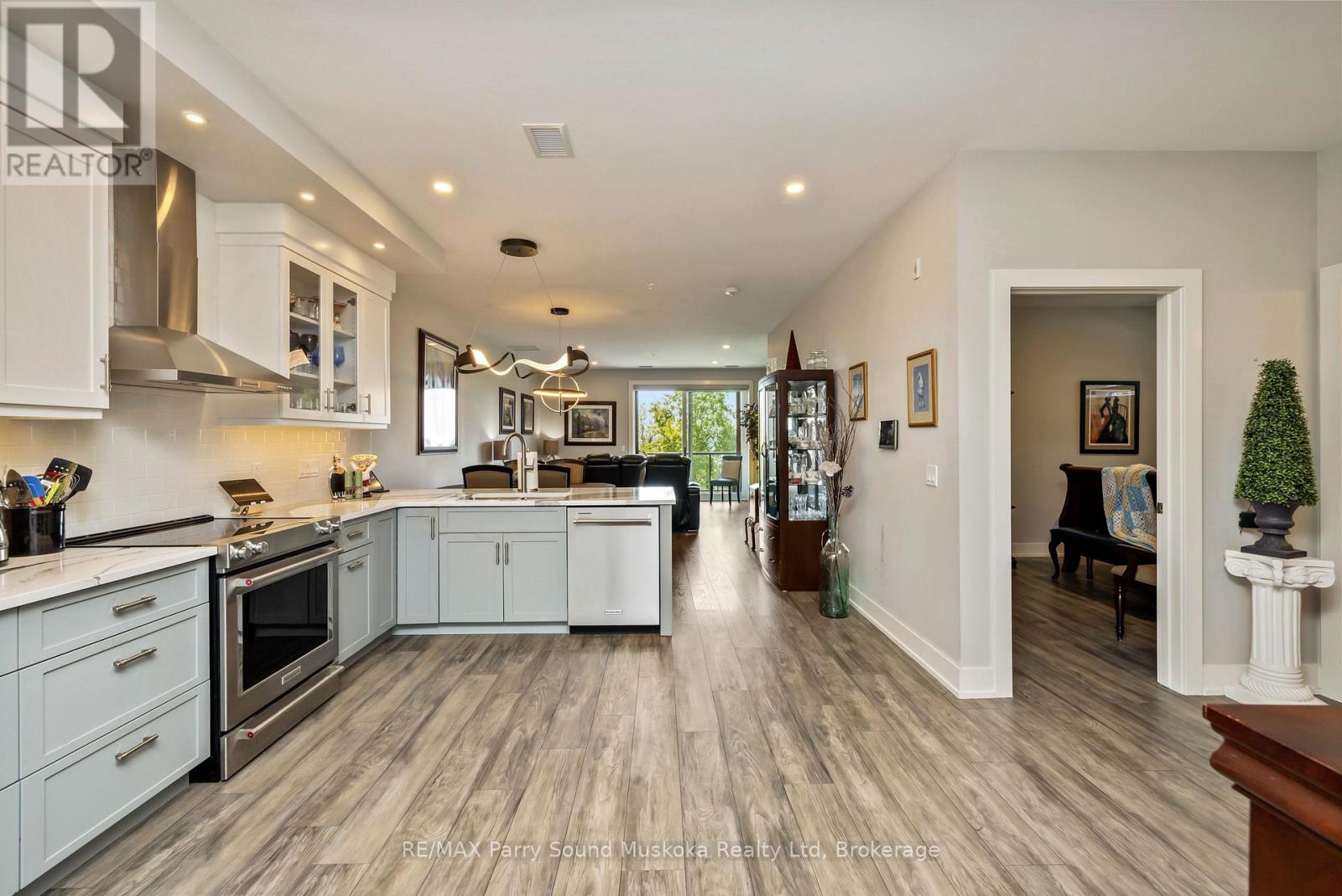 #105 20 SALT DOCK ROAD - 14