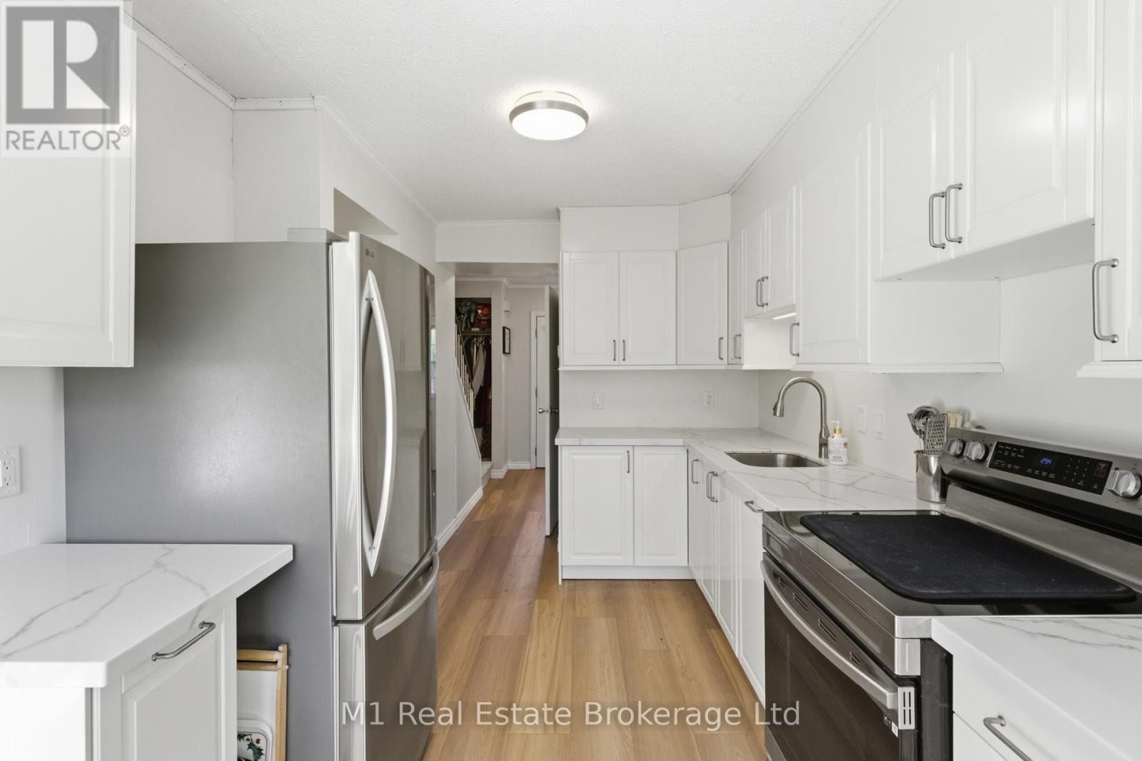 #85 295 WATER STREET - 18
