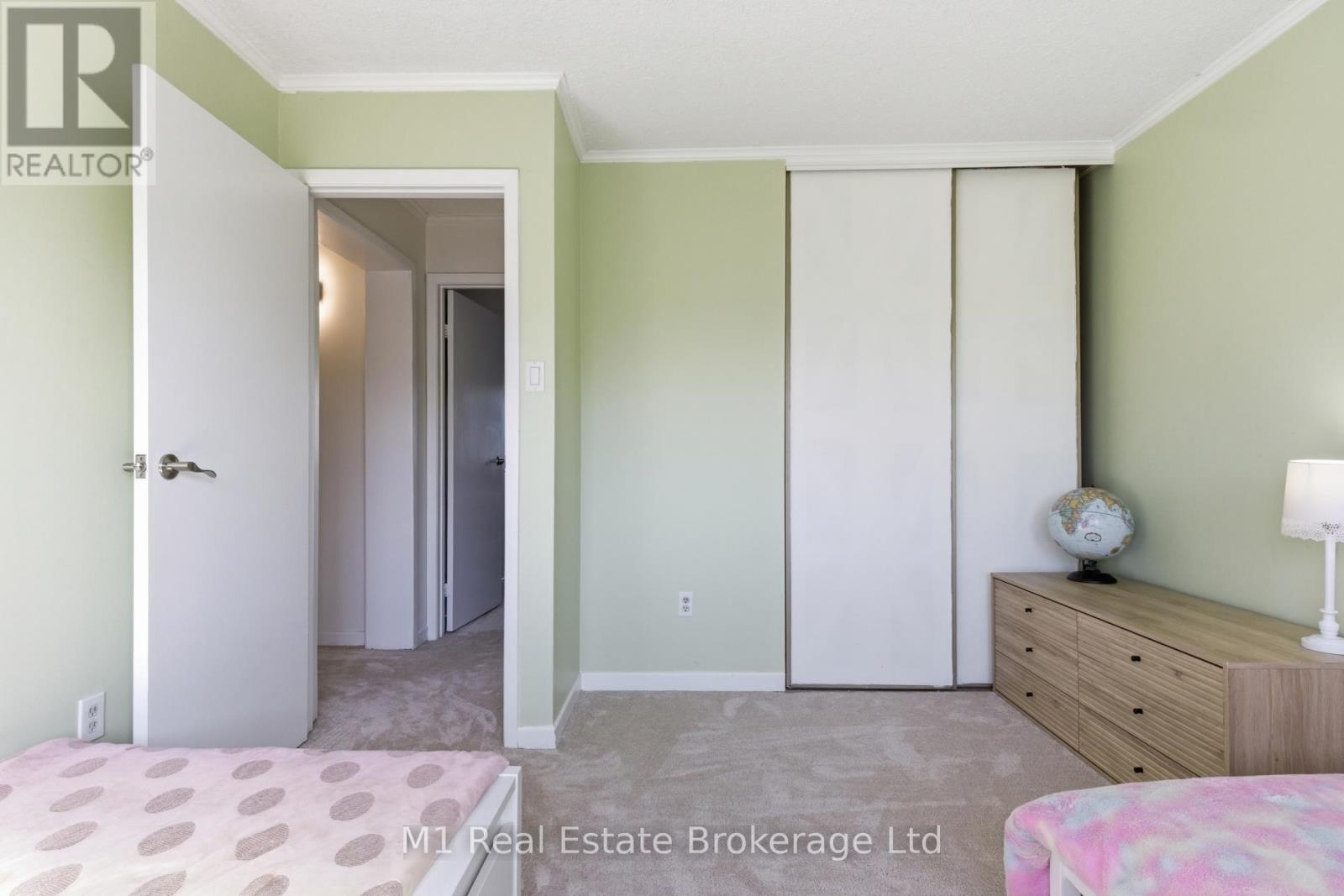 #85 295 WATER STREET - 31