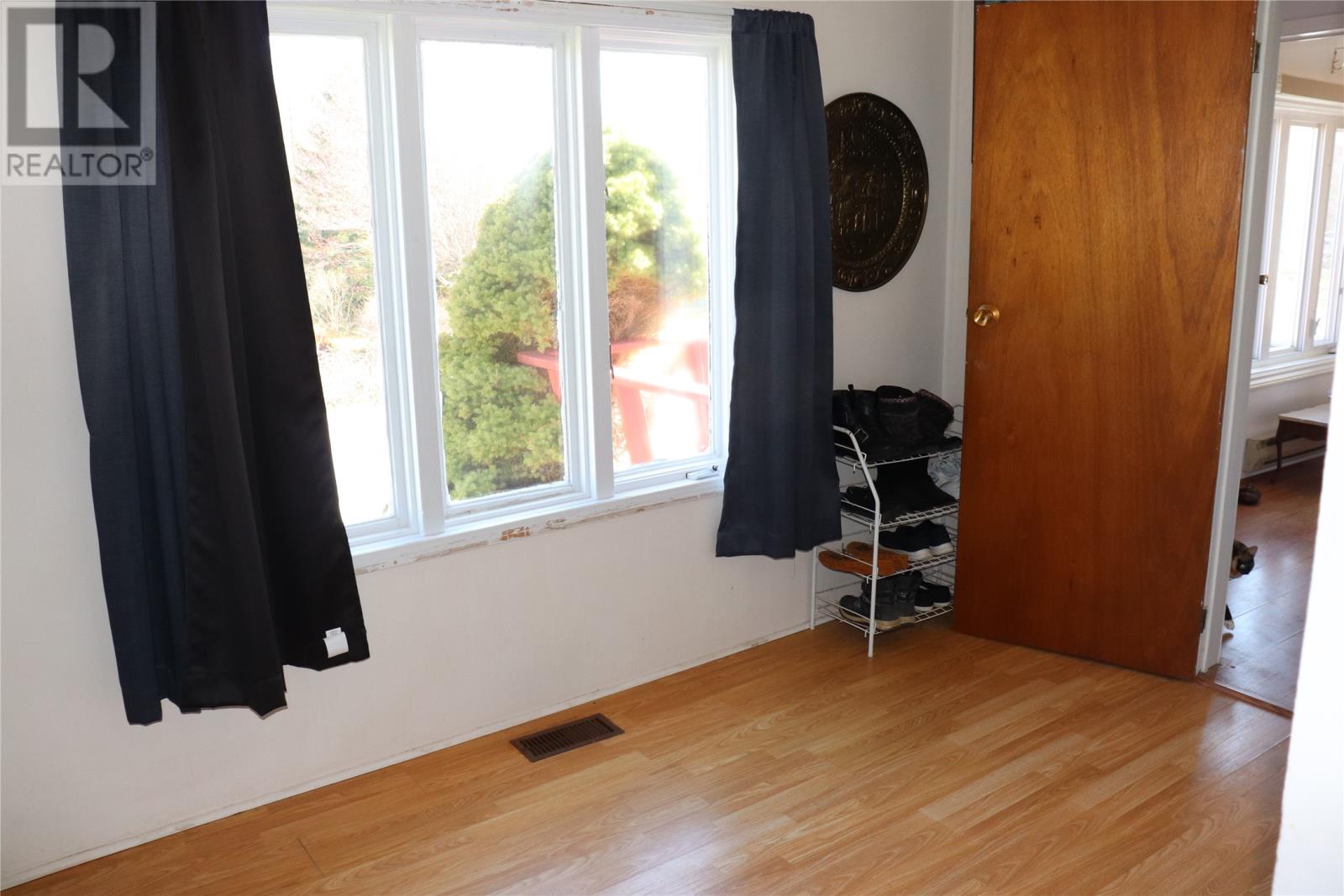 61-63 Hillview Avenue - 18