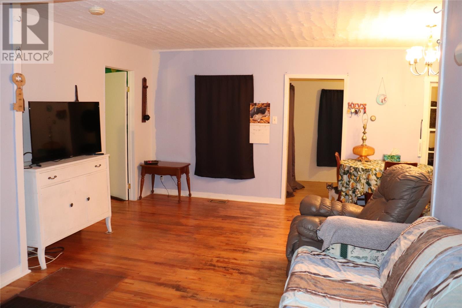 61-63 Hillview Avenue - 19