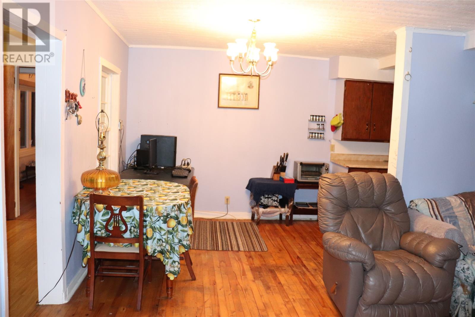 61-63 Hillview Avenue - 21