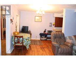 61-63 Hillview Avenue thumbnail 21