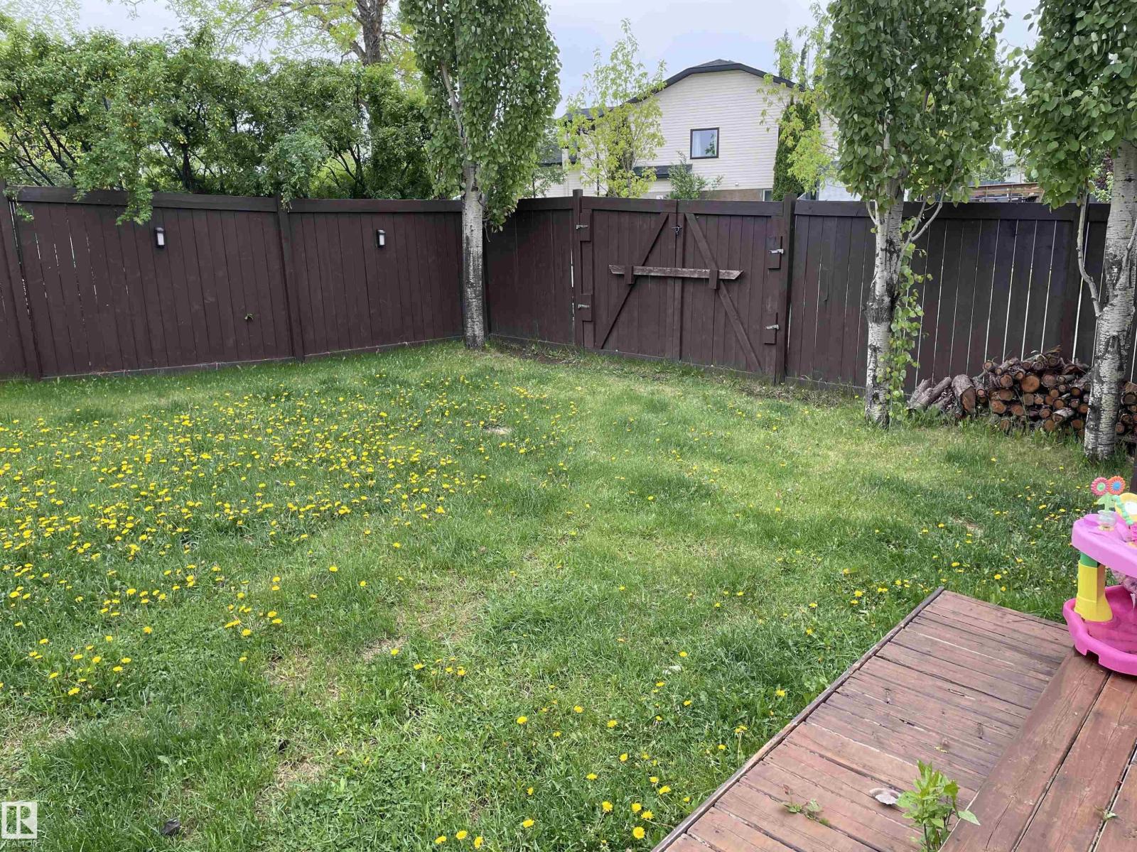 306 REGENCY DR - 4