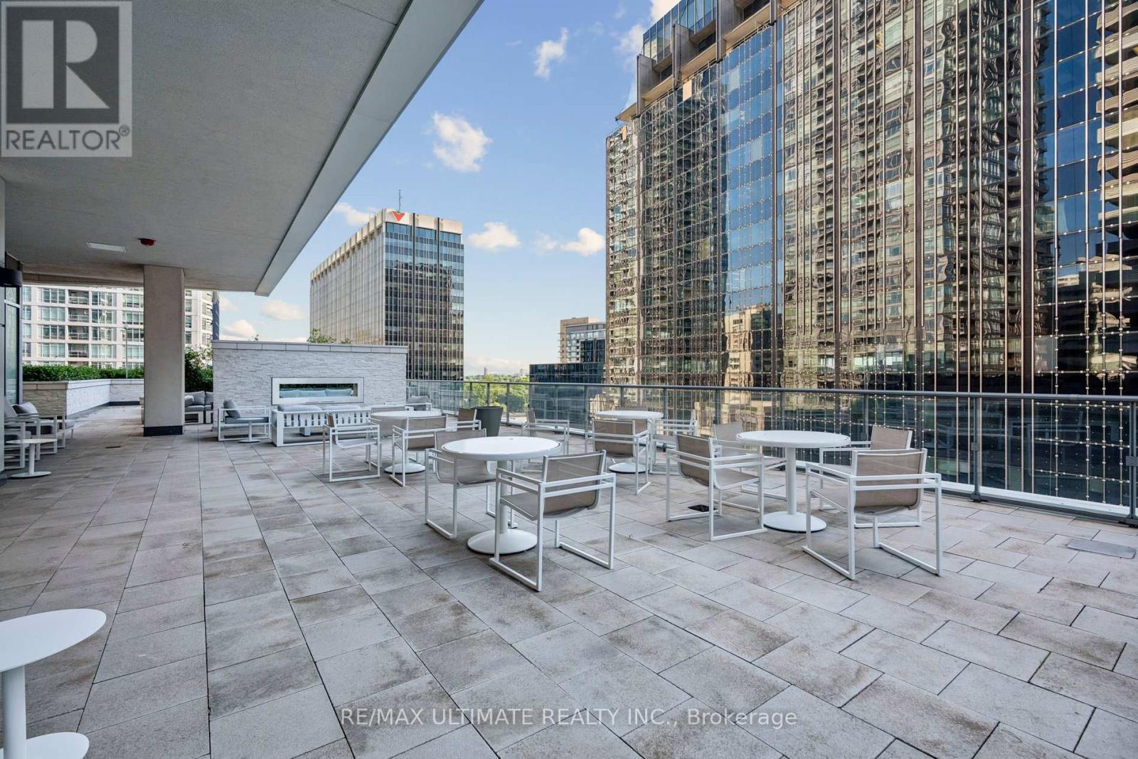 #3905 2221 YONGE STREET - 28