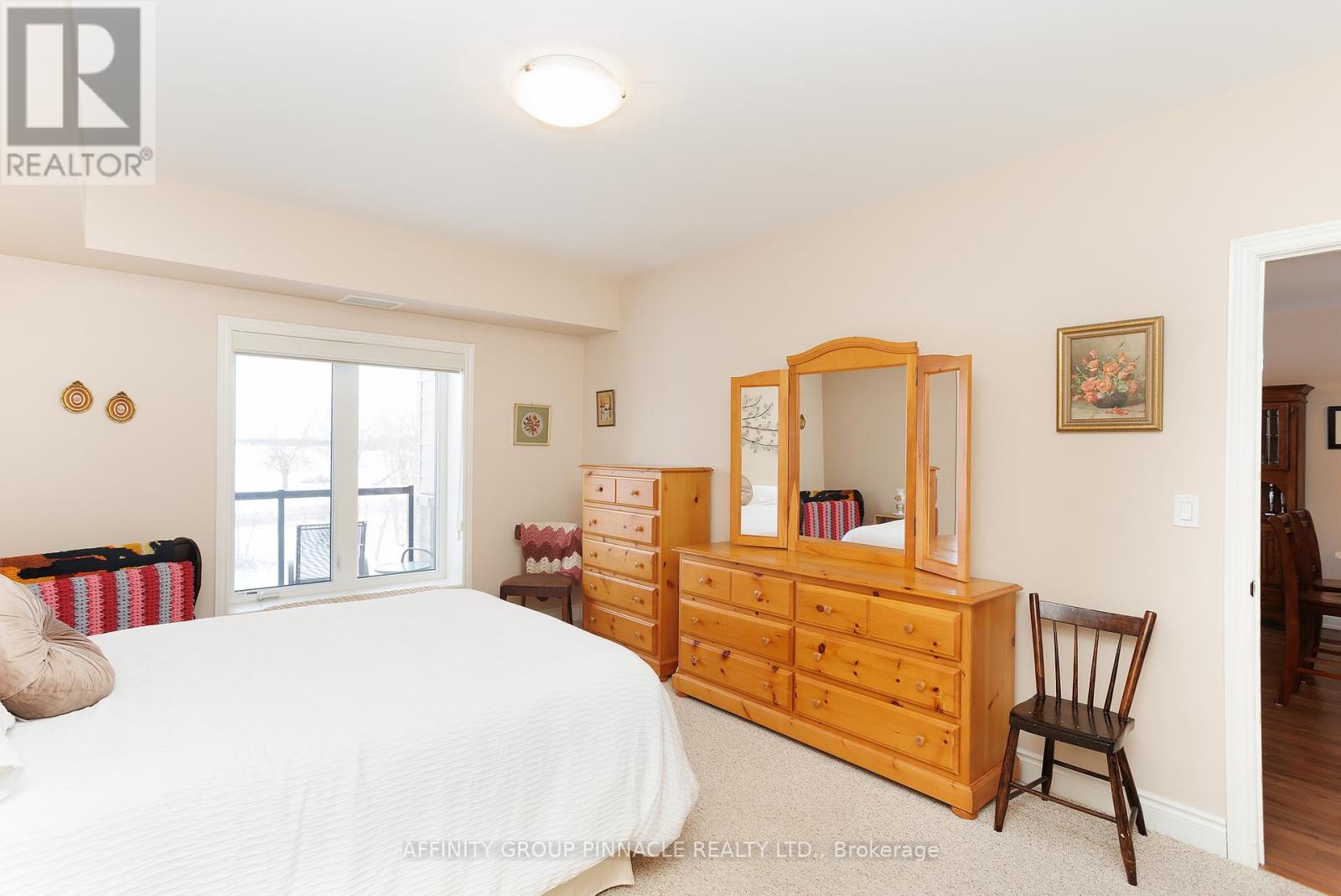 #103 94 FRANCIS STREET W - 23