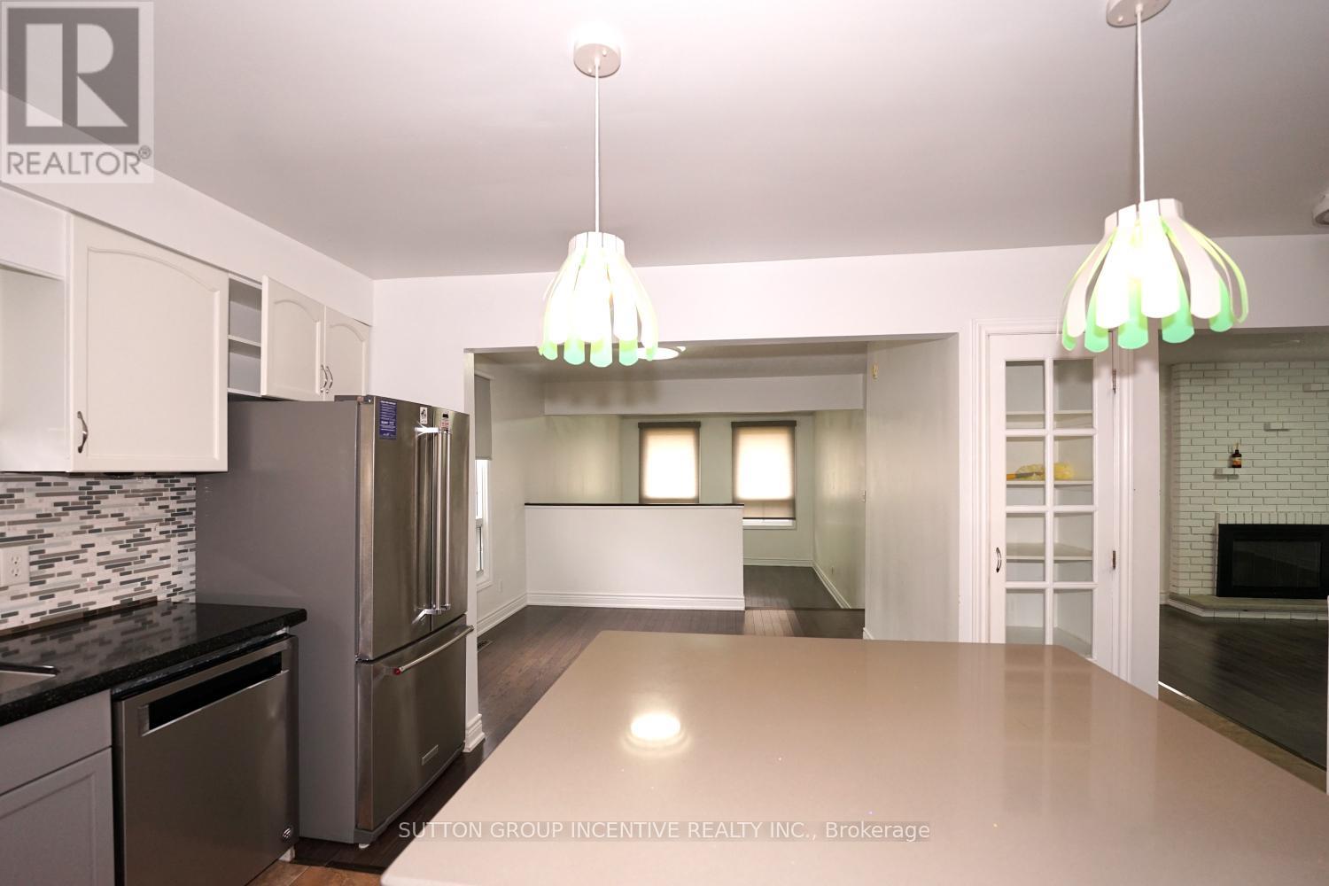 7 HURON STREET - 11