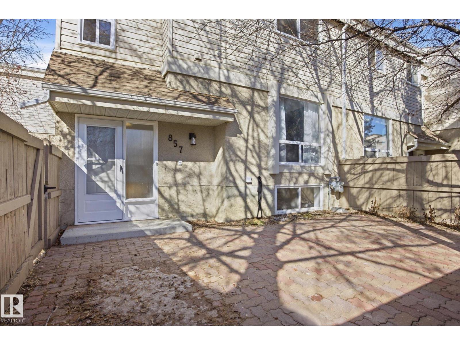 857 ERIN PL NW - 26