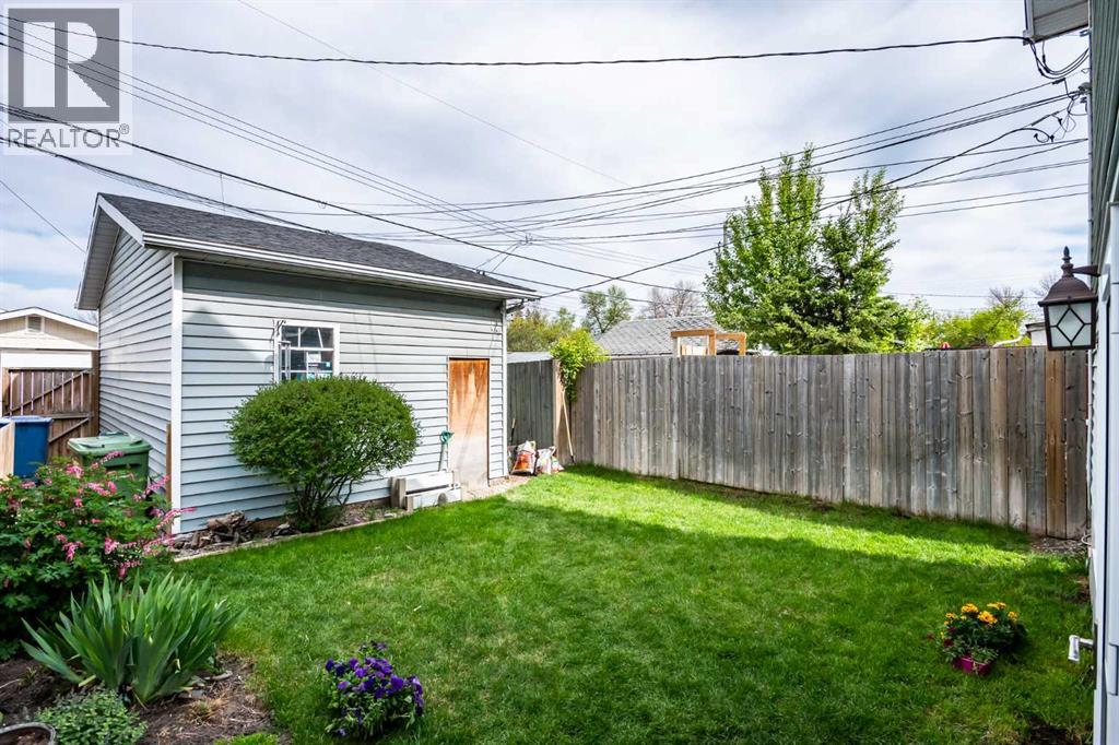 6432 18A Street SE - 18