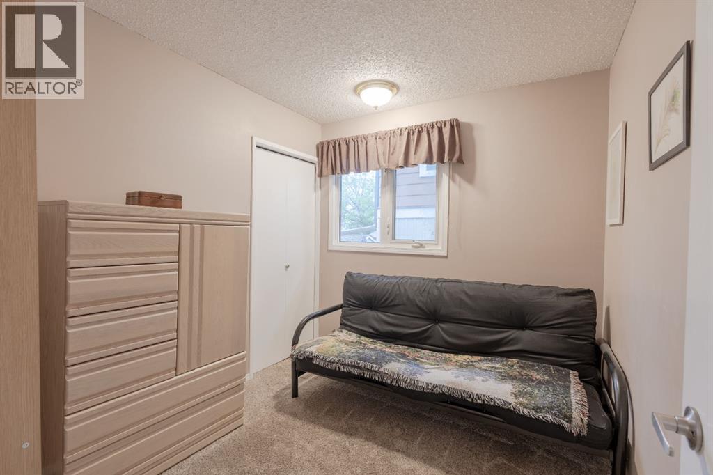 62 Berkley Close NW - 8
