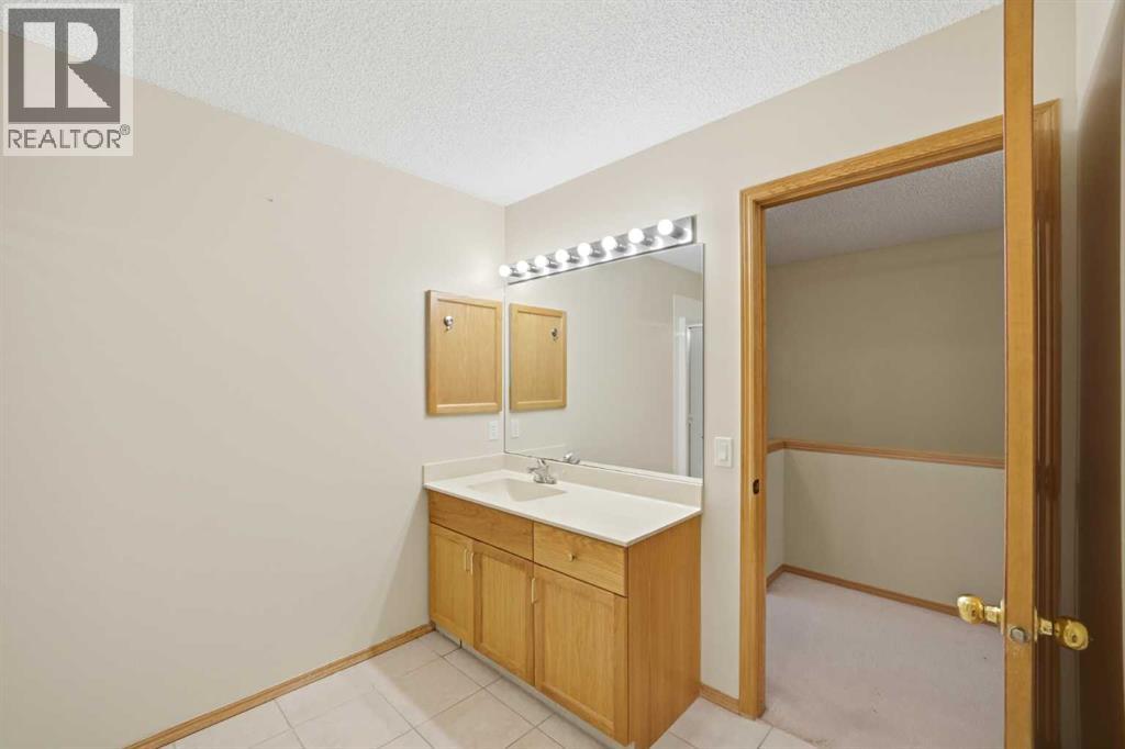 42 Patina Point SW - 36
