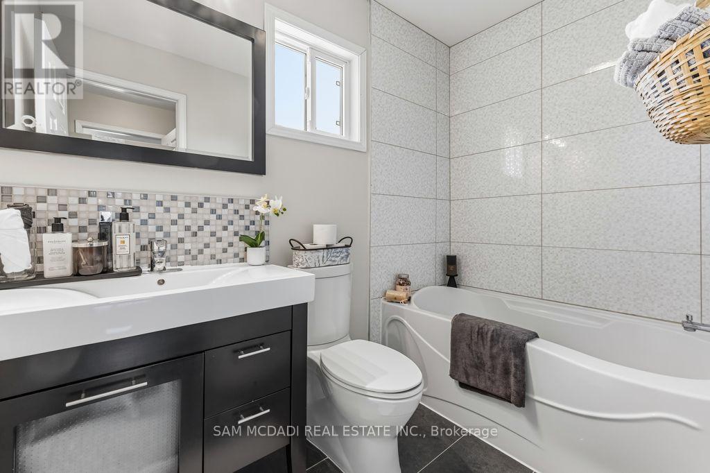 6643 MOCKINGBIRD LANE - 23