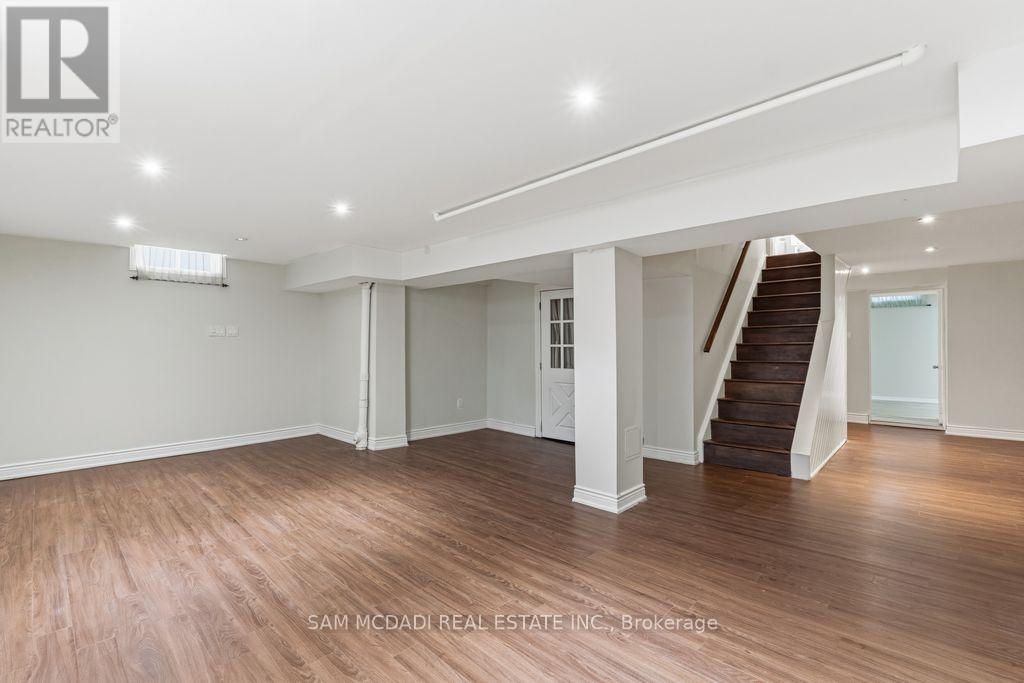 6643 MOCKINGBIRD LANE - 36