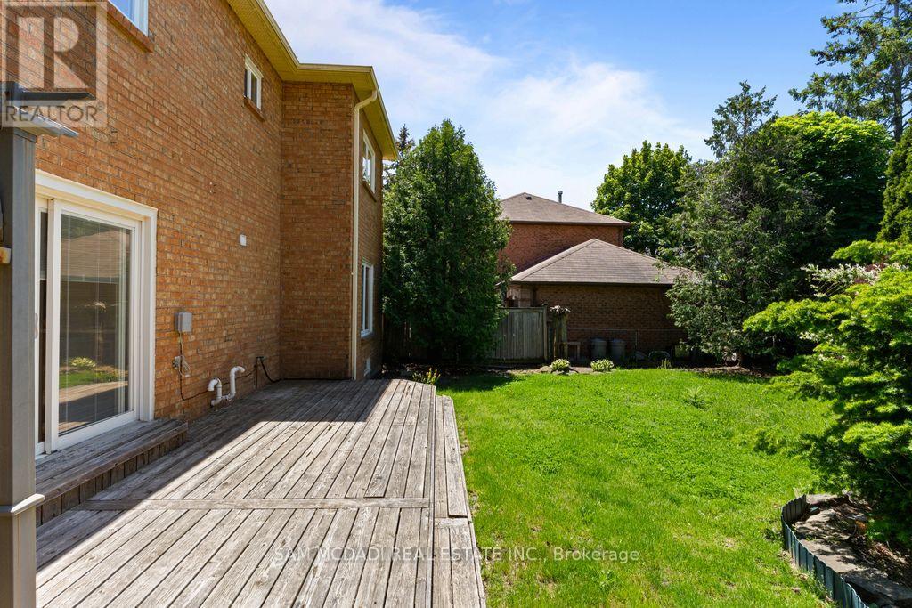 6643 MOCKINGBIRD LANE - 43
