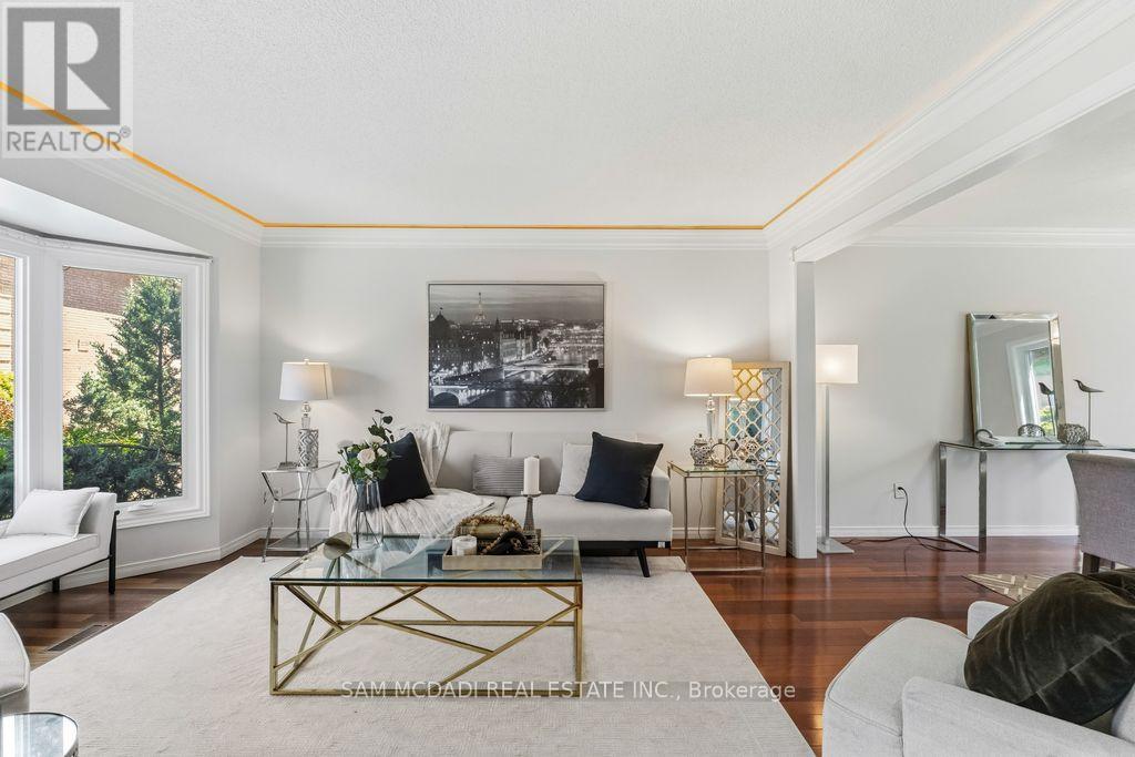 6643 MOCKINGBIRD LANE - 6