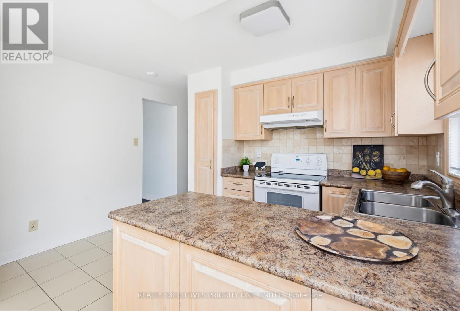 55 PICARO DRIVE - 15