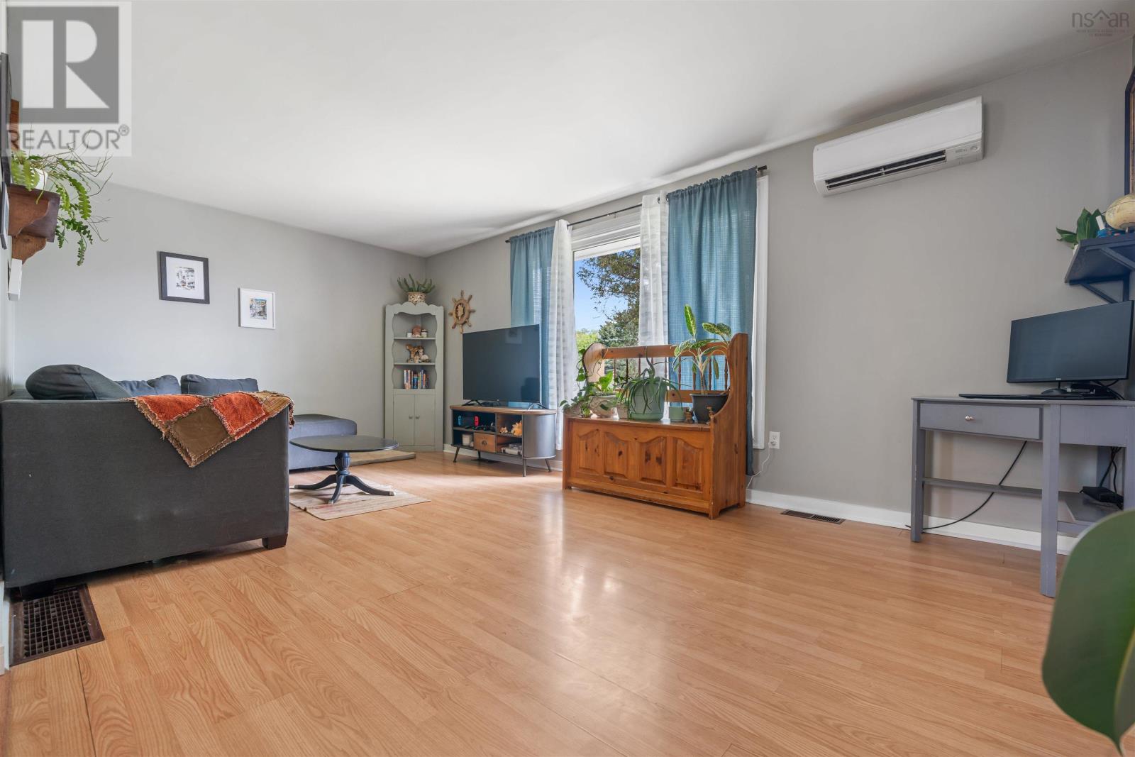 Property 7 of 45 of 155 Cedar Street