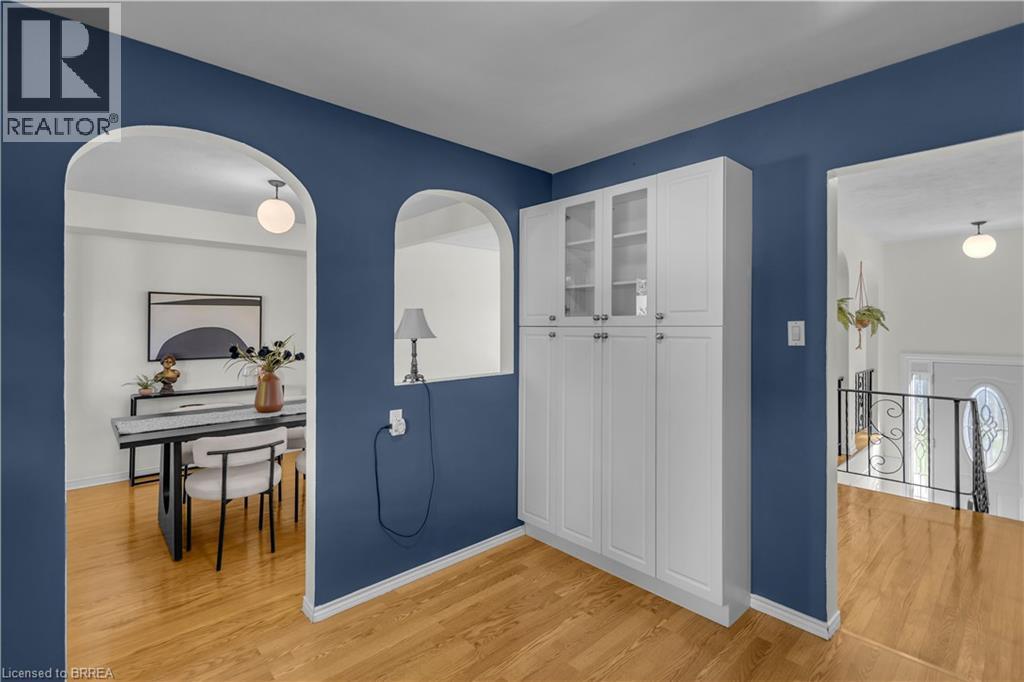 6 MITCHELL Court - 15