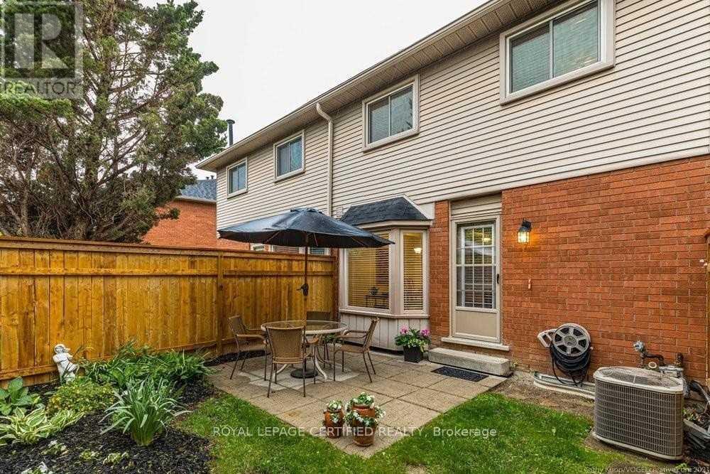 7-255 MOUNT ALBION ROAD - 18
