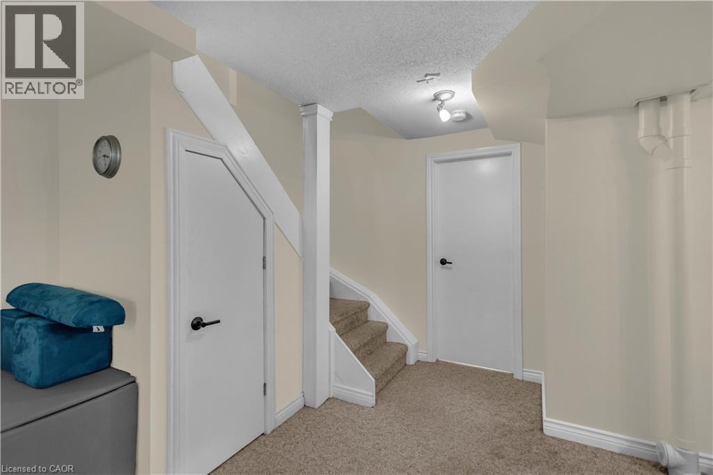 55 CASSIDY Court - 21