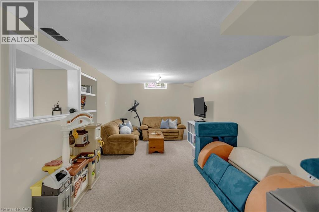 55 CASSIDY Court - 22