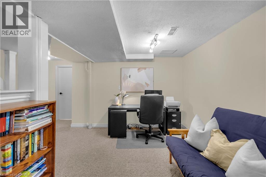 55 CASSIDY Court - 23