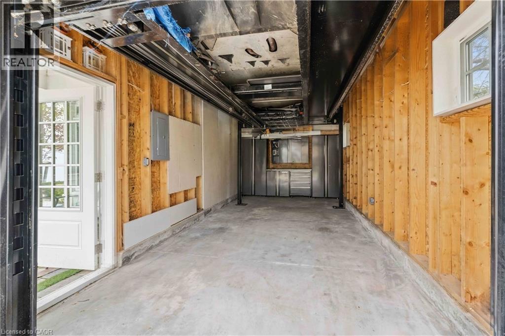20 SHAKESPEARE Avenue - 43