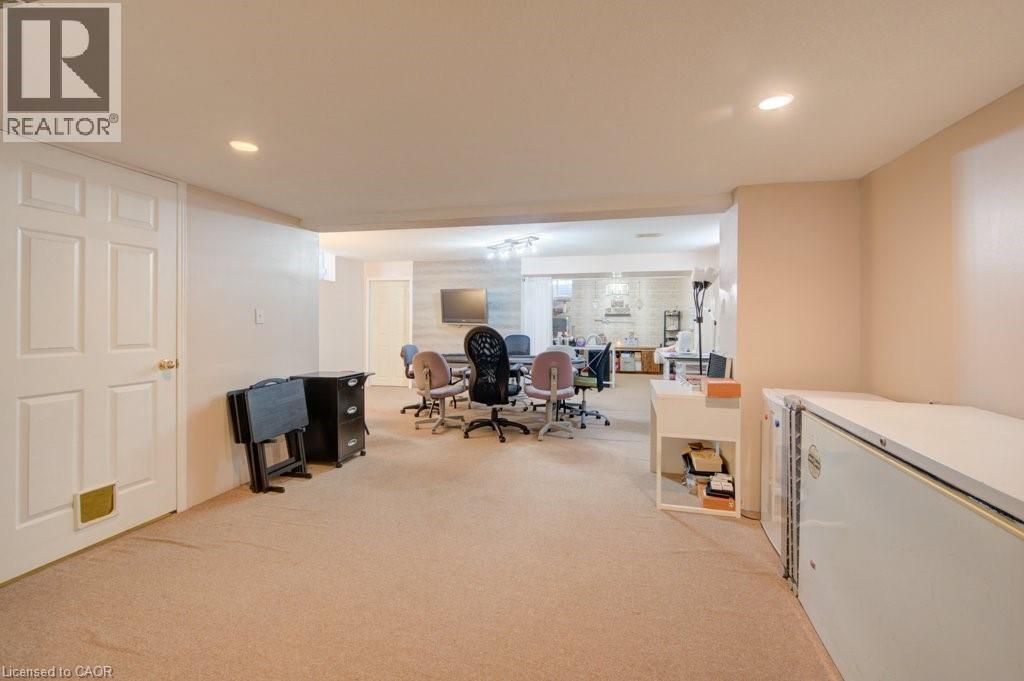 602 MORTIMER Drive - 32