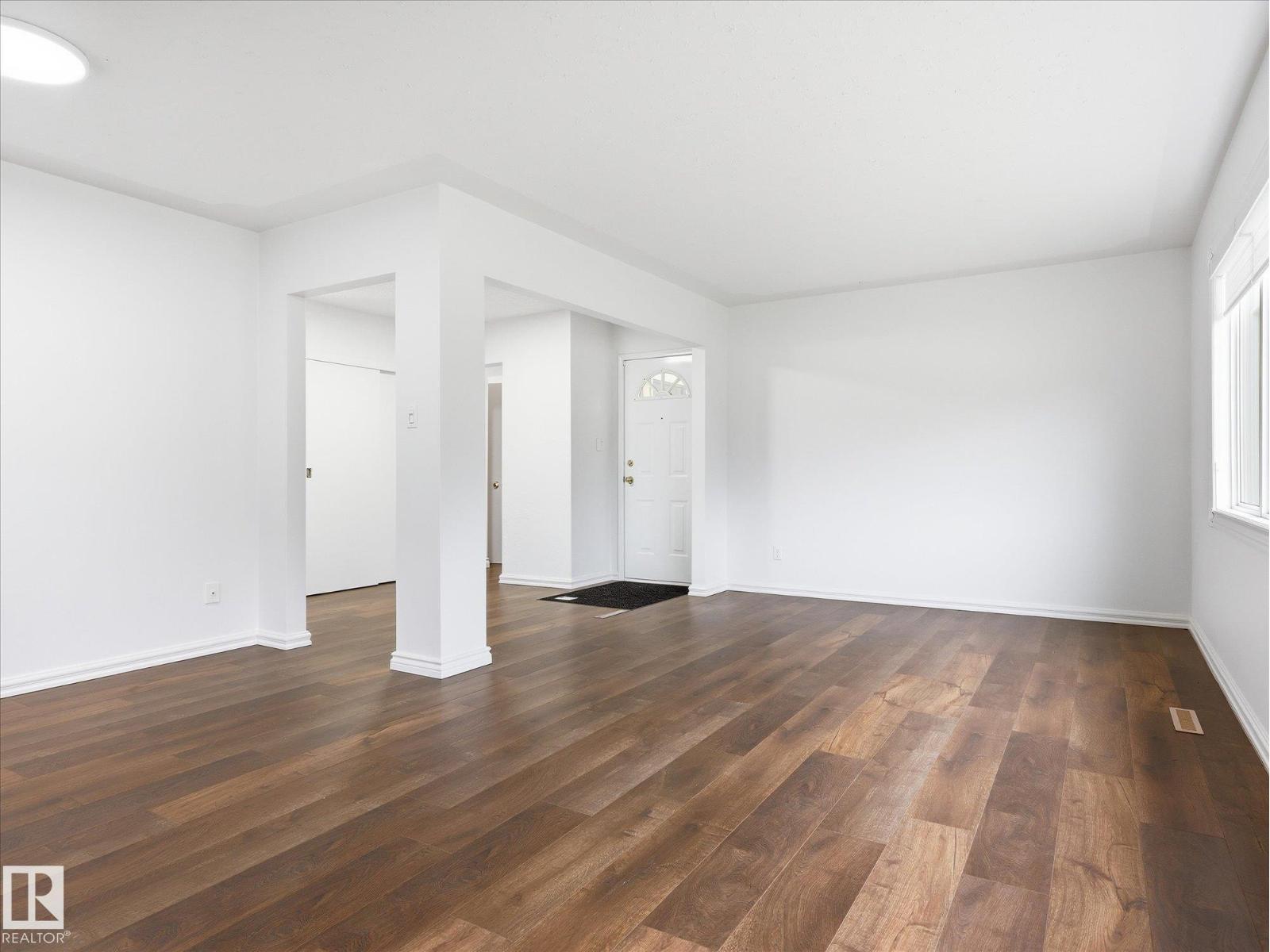 13316 136 AV NW - 10