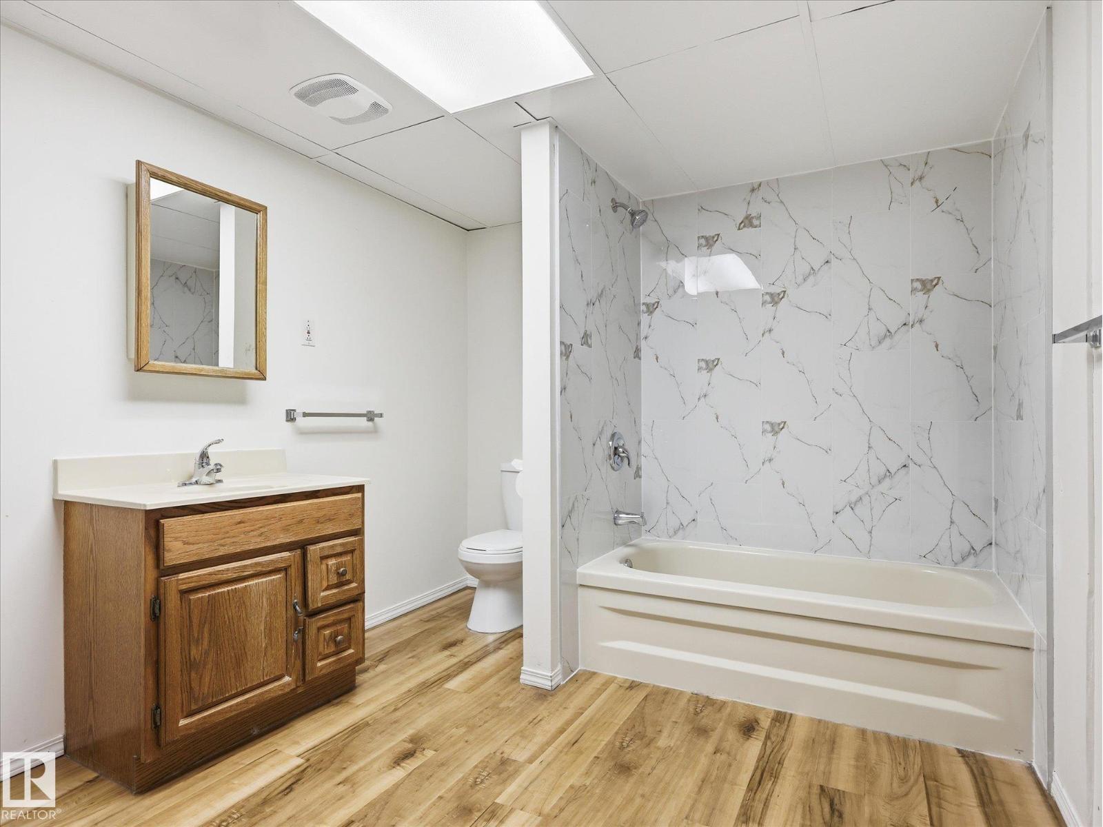13316 136 AV NW - 29