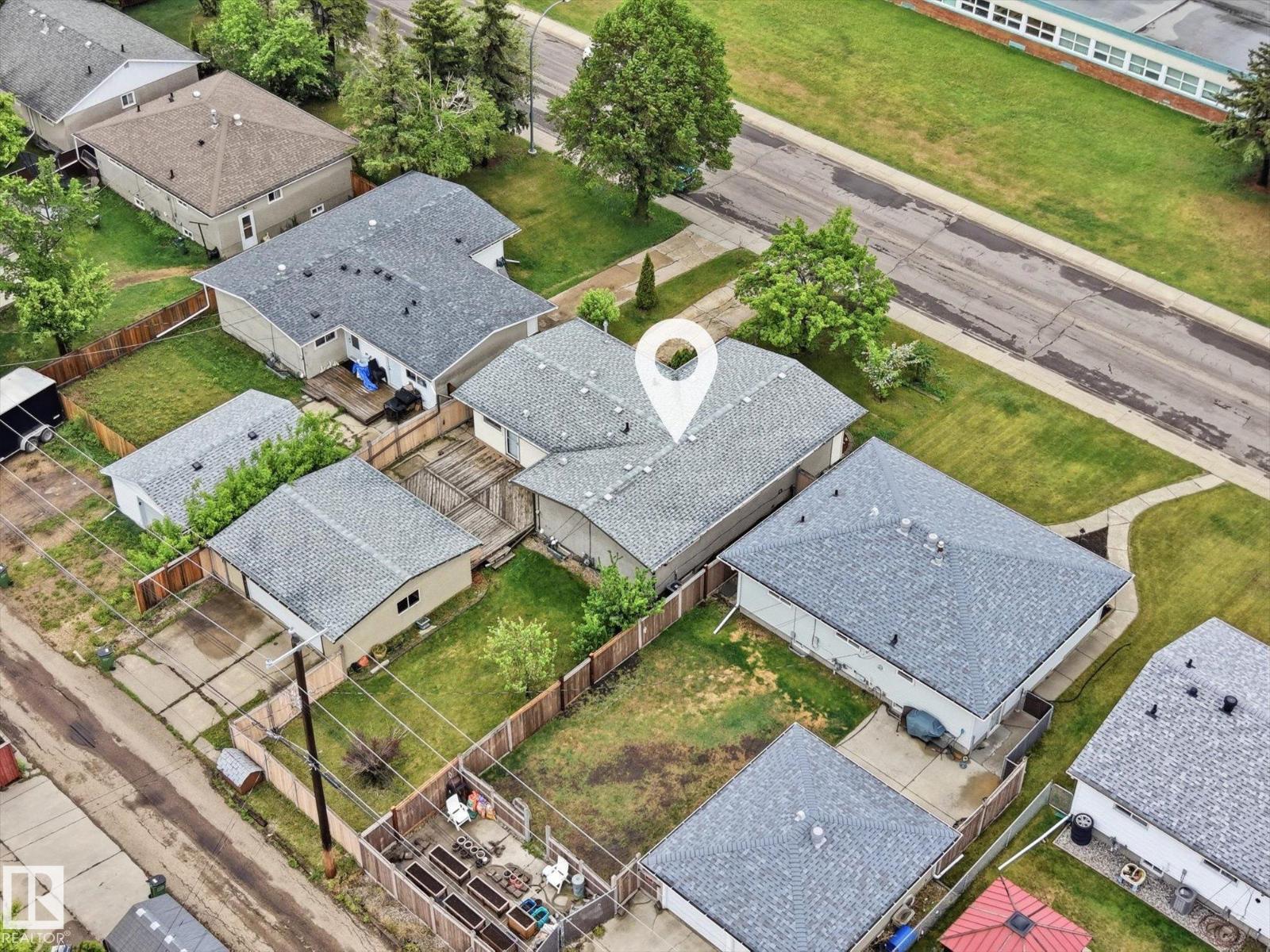 13316 136 AV NW - 40