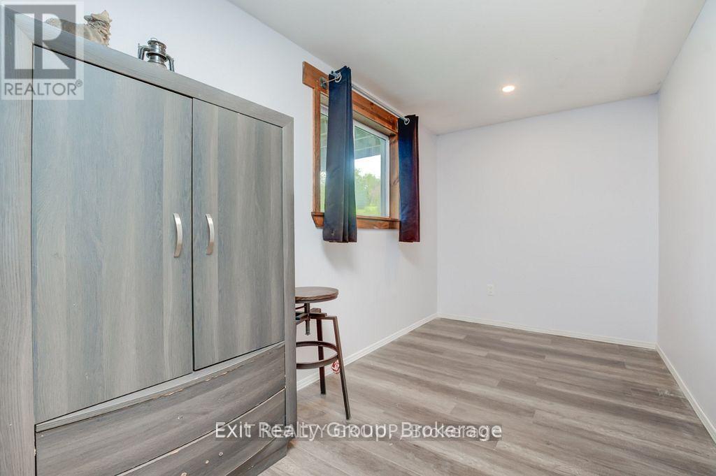 1058 WELLMAN ROAD - 16